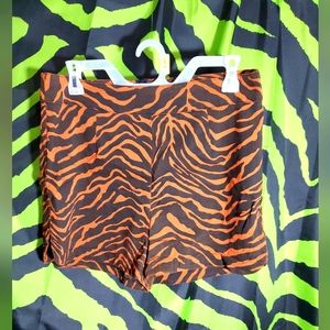 Sourpuss Tiger Stripe Shorts XL
